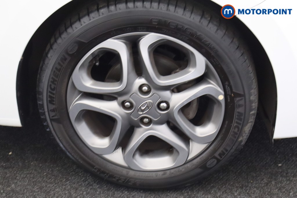 Hyundai I20 Play Manual Petrol Hatchback - Stock Number (1542760) - 21st supplementary image