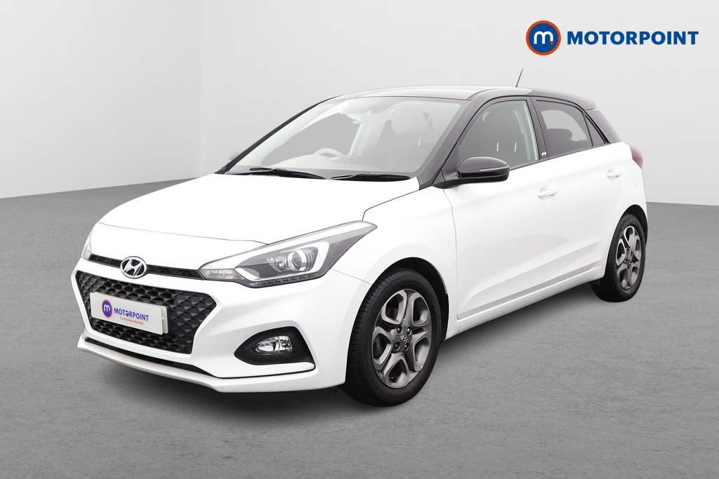 Hyundai I20 Play Manual Petrol Hatchback - Stock Number (1542760) - Passenger side front corner