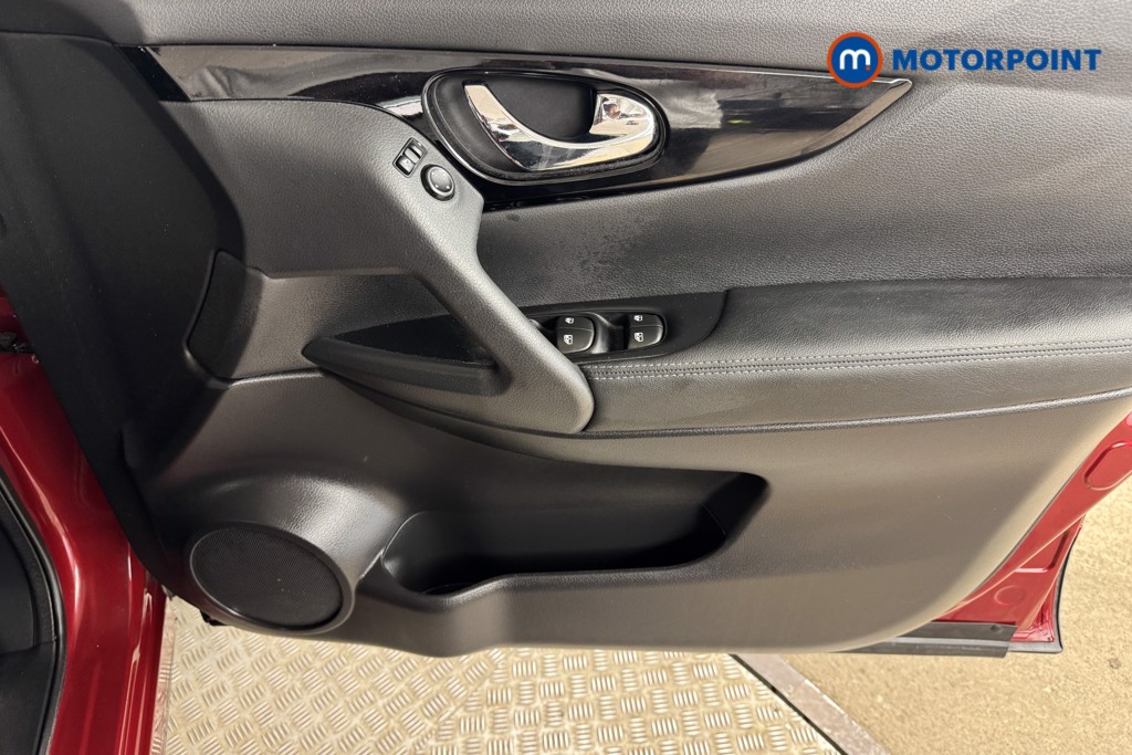 Nissan Qashqai Acenta Premium Manual Petrol SUV - Stock Number (1542948) - 15th supplementary image