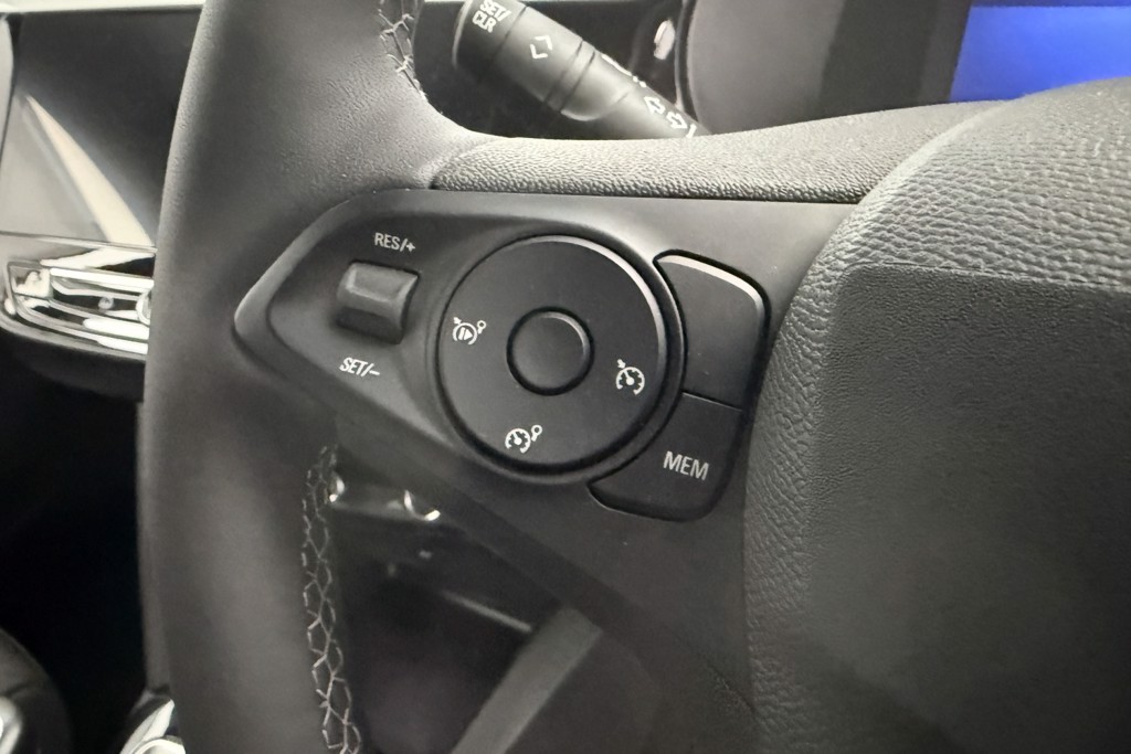 Vauxhall Corsa GS Manual Petrol Hatchback - Stock Number (1543503) - 3rd supplementary image