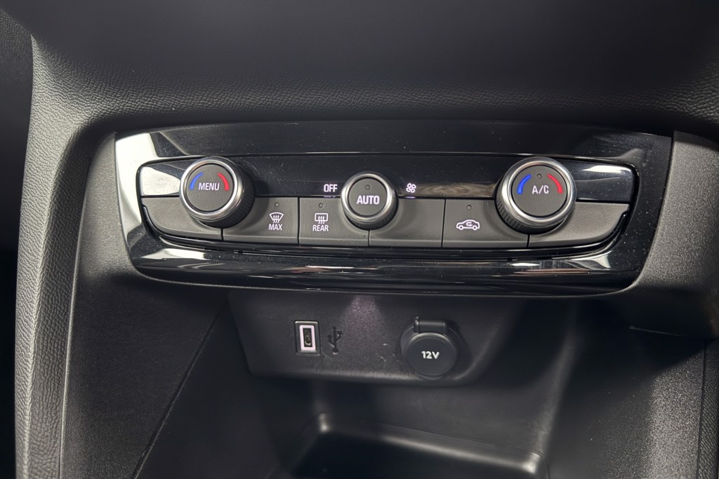 Vauxhall Corsa GS Manual Petrol Hatchback - Stock Number (1543503) - 13th supplementary image