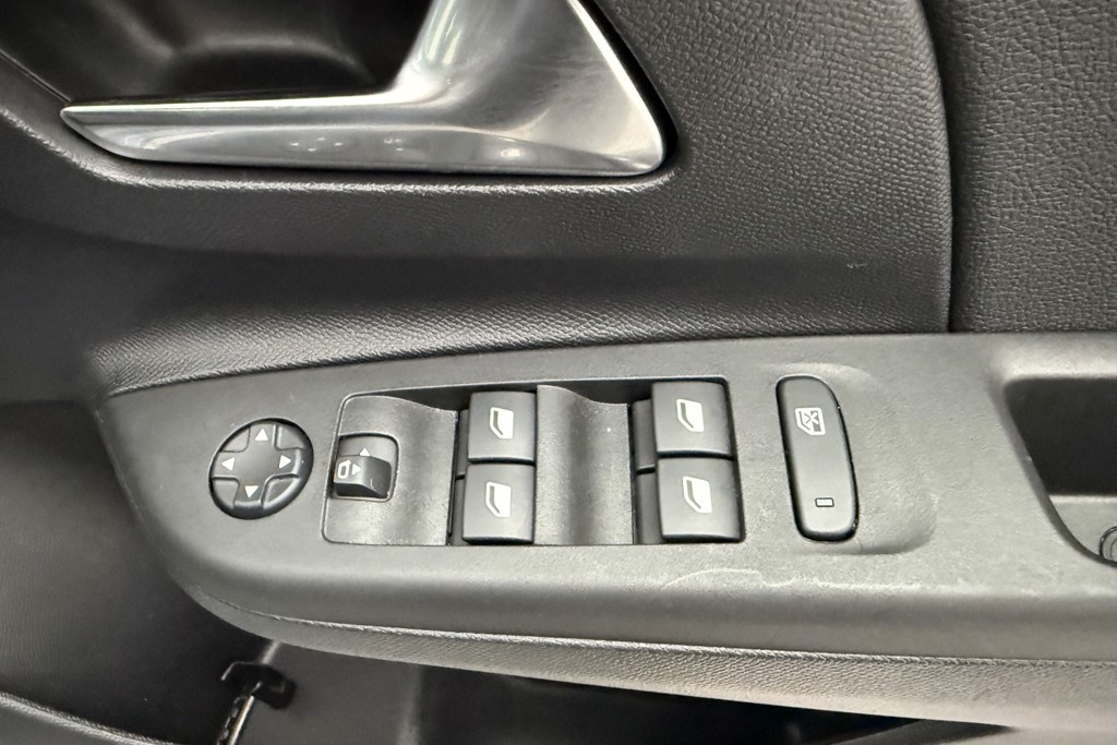 Vauxhall Corsa GS Manual Petrol Hatchback - Stock Number (1543503) - 19th supplementary image