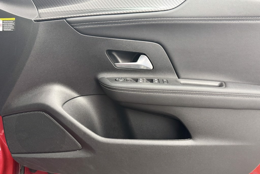 Vauxhall Mokka Ultimate Manual Petrol SUV - Stock Number (1543547) - 12th supplementary image