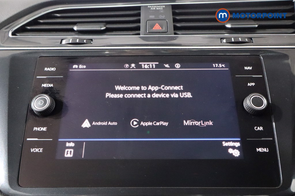 Volkswagen Tiguan Allspace R-Line Tech Automatic Petrol SUV - Stock Number (1543584) - 2nd supplementary image