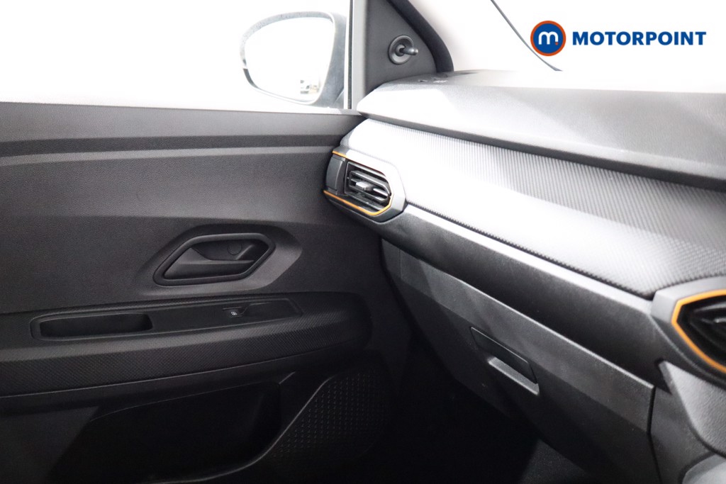 Dacia Sandero Stepway Essential Manual Petrol Hatchback - Stock Number (1543595) - 20th supplementary image