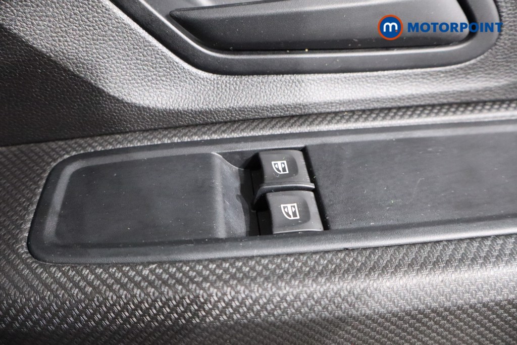 Dacia Sandero Stepway Essential Manual Petrol Hatchback - Stock Number (1543595) - 21st supplementary image
