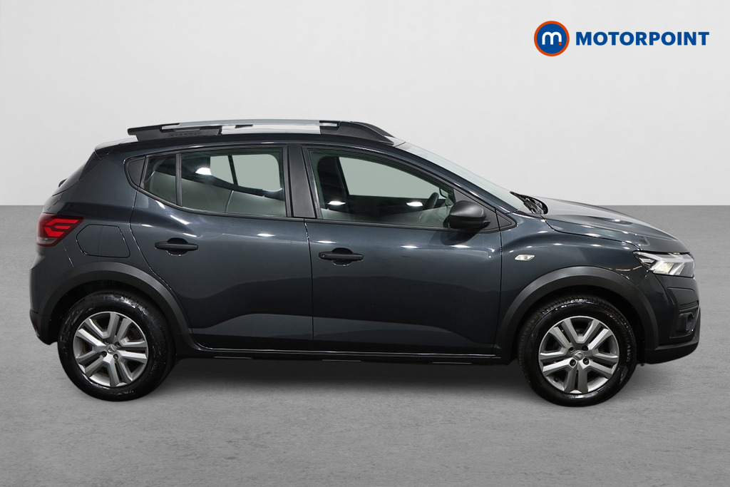Dacia Sandero Stepway Essential Manual Petrol Hatchback - Stock Number (1543595) - Drivers side