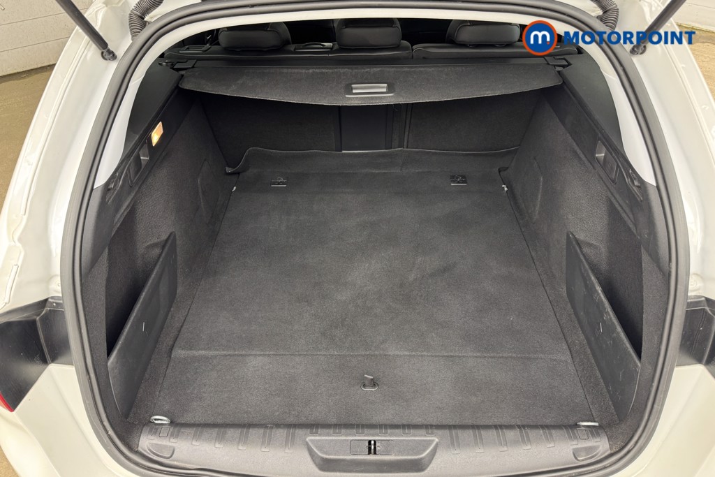 Peugeot 308 Tech Edition Automatic Diesel Estate - Stock Number (1544460) - 3rd supplementary image