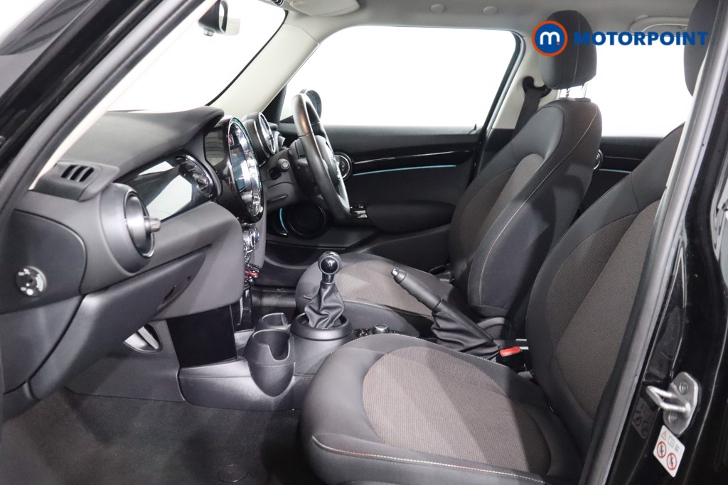 Mini Hatchback Cooper Classic Manual Petrol Hatchback - Stock Number (1544693) - 4th supplementary image