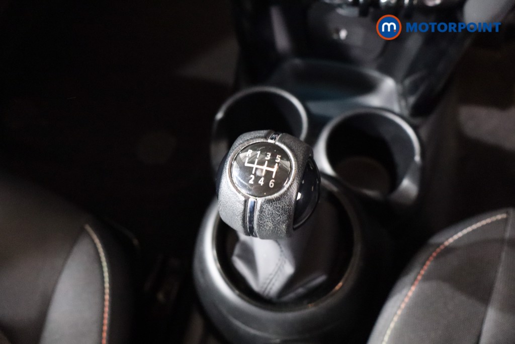 Mini Hatchback Cooper Classic Manual Petrol Hatchback - Stock Number (1544693) - 18th supplementary image