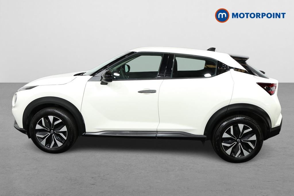 Nissan Juke Acenta Premium Manual Petrol SUV - Stock Number (1544792) - Passenger side