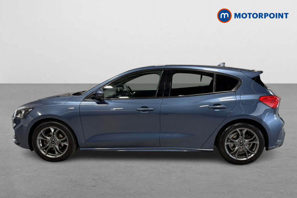 Ford Focus St-Line Manual Petrol Hatchback - Stock Number (1544991) - Passenger side