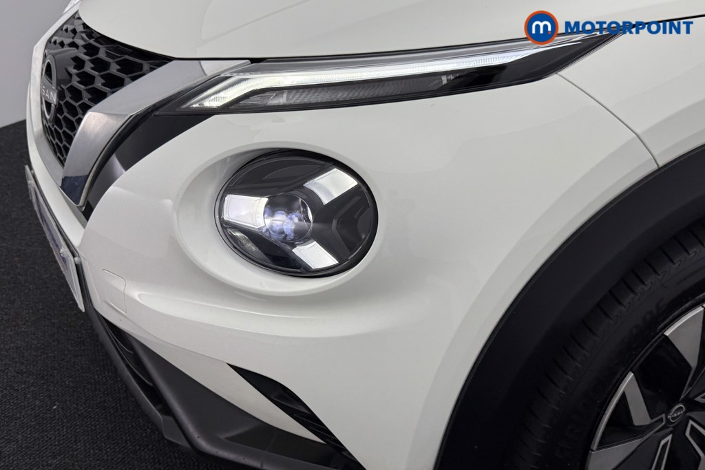Nissan Juke Acenta Premium Automatic Petrol SUV - Stock Number (1545569) - 23rd supplementary image