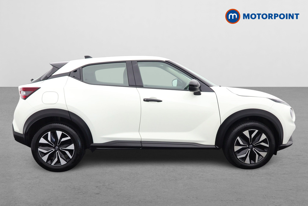 Nissan Juke Acenta Premium Automatic Petrol SUV - Stock Number (1545569) - Drivers side