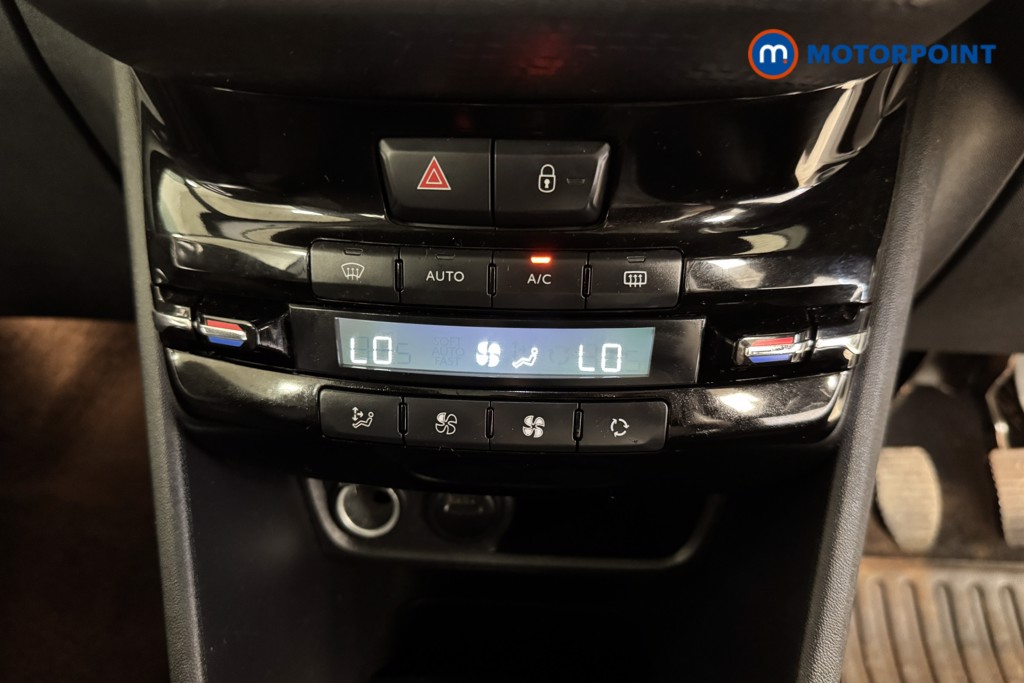 Peugeot 2008 Allure Premium Manual Petrol SUV - Stock Number (1545953) - 10th supplementary image