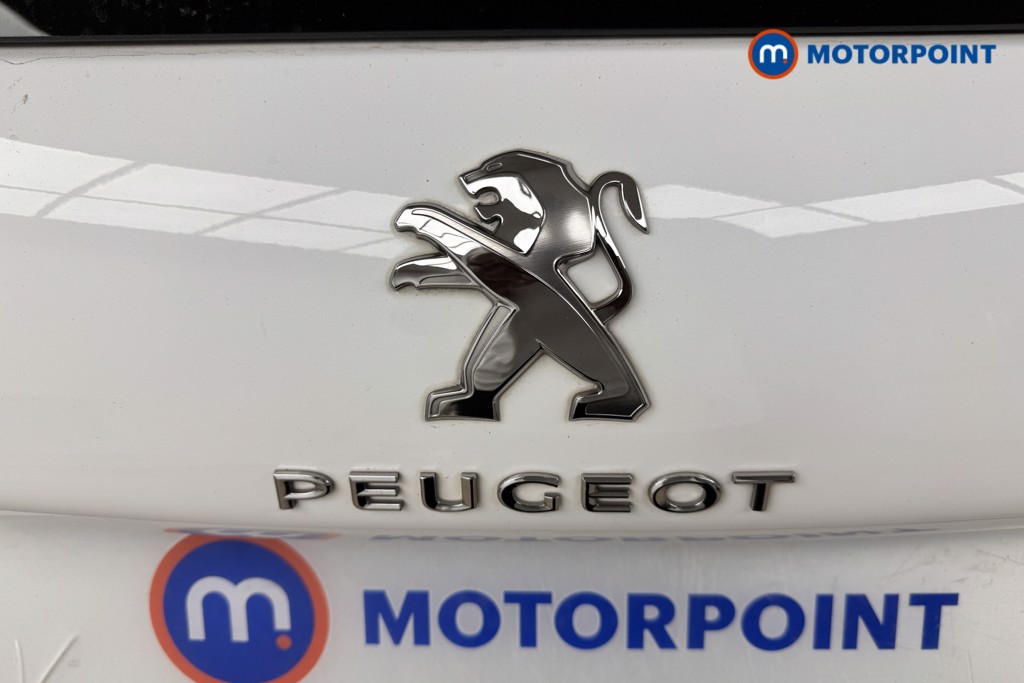 Peugeot 2008 Allure Premium Manual Petrol SUV - Stock Number (1545953) - 18th supplementary image