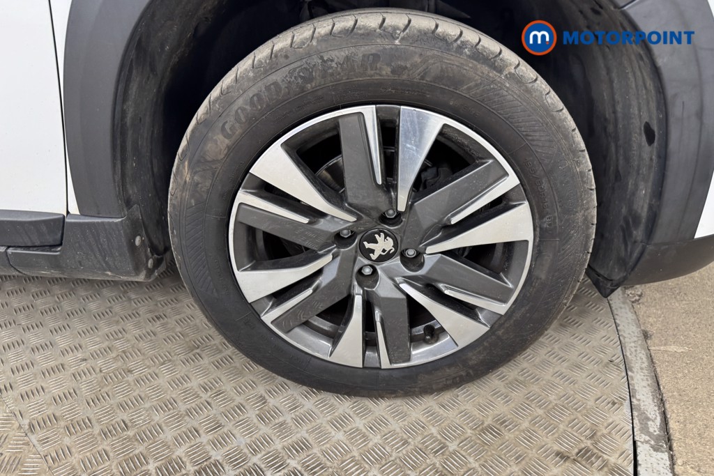 Peugeot 2008 Allure Premium Manual Petrol SUV - Stock Number (1545953) - 21st supplementary image