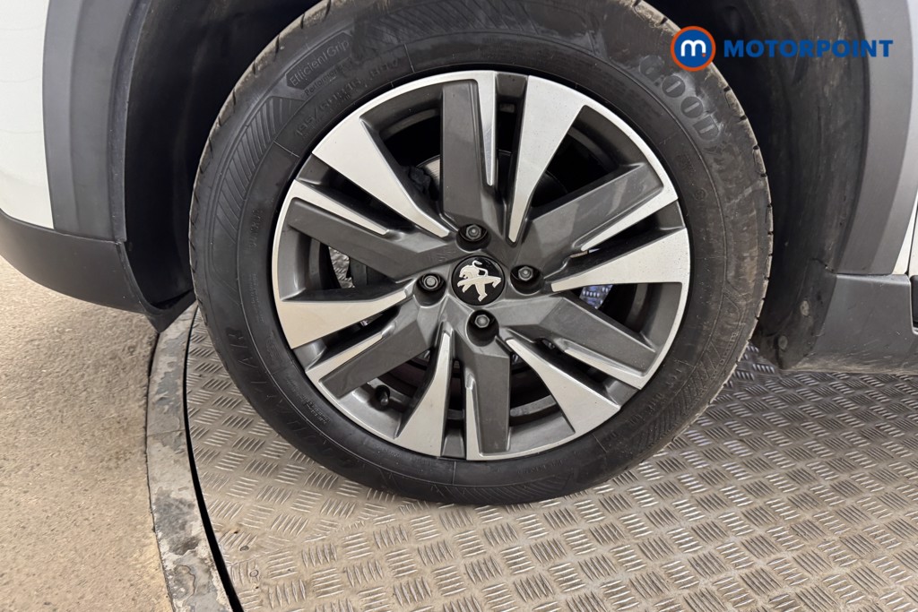 Peugeot 2008 Allure Premium Manual Petrol SUV - Stock Number (1545953) - 22nd supplementary image