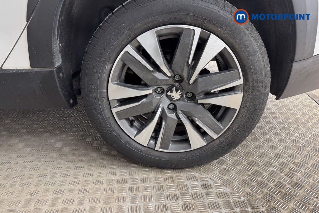 Peugeot 2008 Allure Premium Manual Petrol SUV - Stock Number (1545953) - 23rd supplementary image