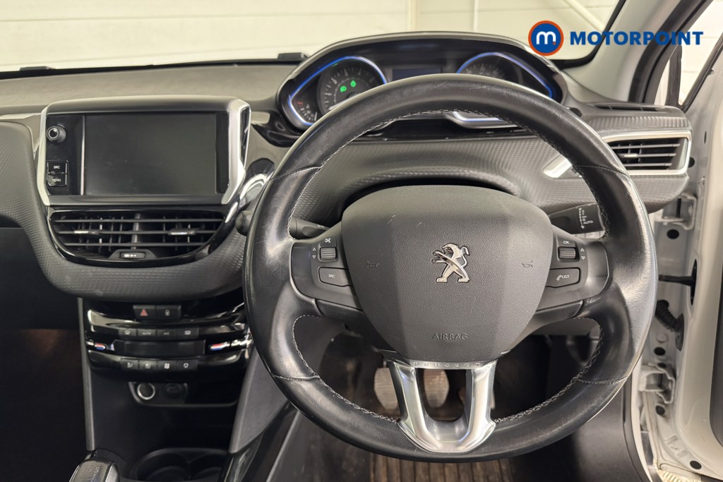 Peugeot 2008 Allure Premium Manual Petrol SUV - Stock Number (1545953) - 1st supplementary image
