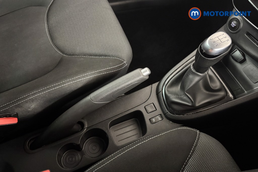Renault Clio Iconic Manual Petrol Hatchback - Stock Number (1546122) - 10th supplementary image