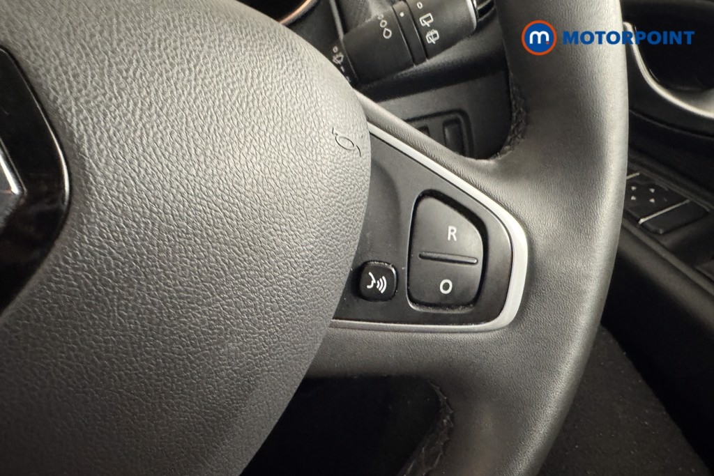 Renault Clio Iconic Manual Petrol Hatchback - Stock Number (1546122) - 14th supplementary image