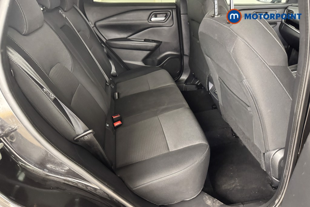 Nissan Qashqai N-Connecta Automatic Petrol SUV - Stock Number (1546295) - 4th supplementary image