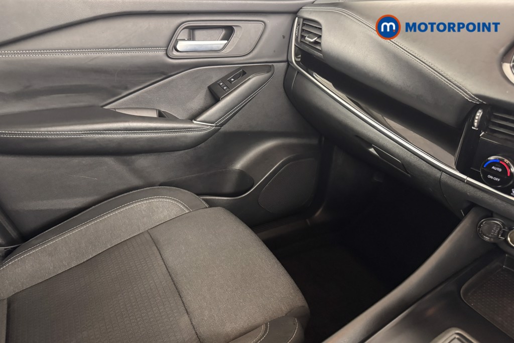 Nissan Qashqai N-Connecta Automatic Petrol SUV - Stock Number (1546295) - 12th supplementary image