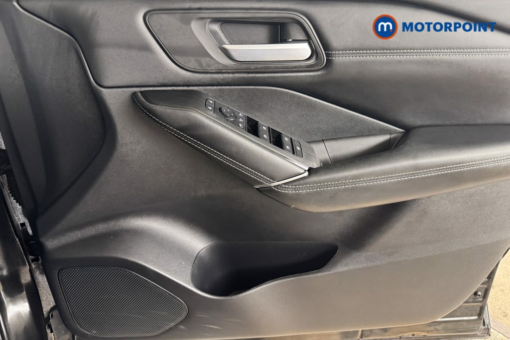Nissan Qashqai N-Connecta Automatic Petrol SUV - Stock Number (1546295) - 15th supplementary image