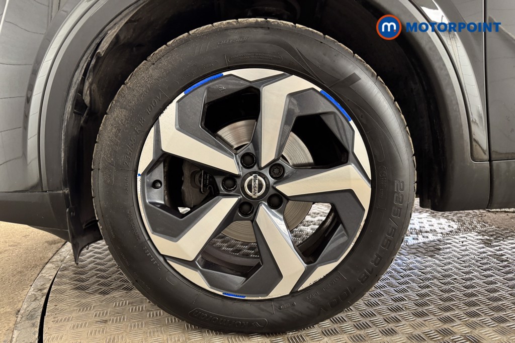Nissan Qashqai N-Connecta Automatic Petrol SUV - Stock Number (1546295) - 22nd supplementary image