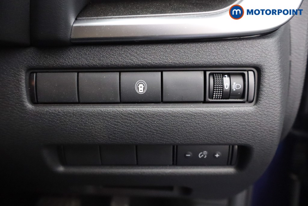 Nissan X-Trail N-Connecta Automatic Petrol-Electric Hybrid SUV - Stock Number (1546513) - 12th supplementary image