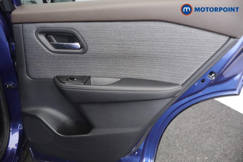 Nissan X-Trail N-Connecta Automatic Petrol-Electric Hybrid SUV - Stock Number (1546513) - 16th supplementary image