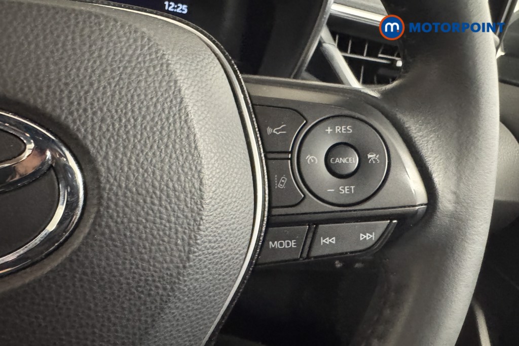 Toyota Corolla Design Automatic Petrol-Electric Hybrid Hatchback - Stock Number (1546522) - 14th supplementary image