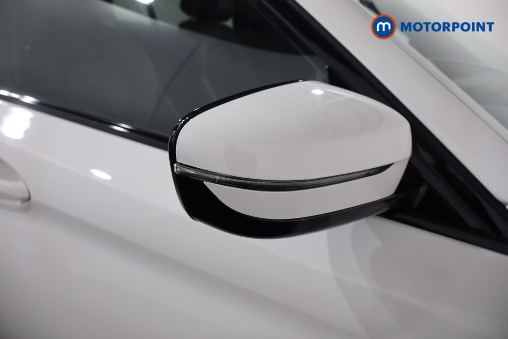 BMW 5 Series M Sport Automatic Petrol Plug-In Hybrid Estate - Stock Number (1546925) - 26th supplementary image