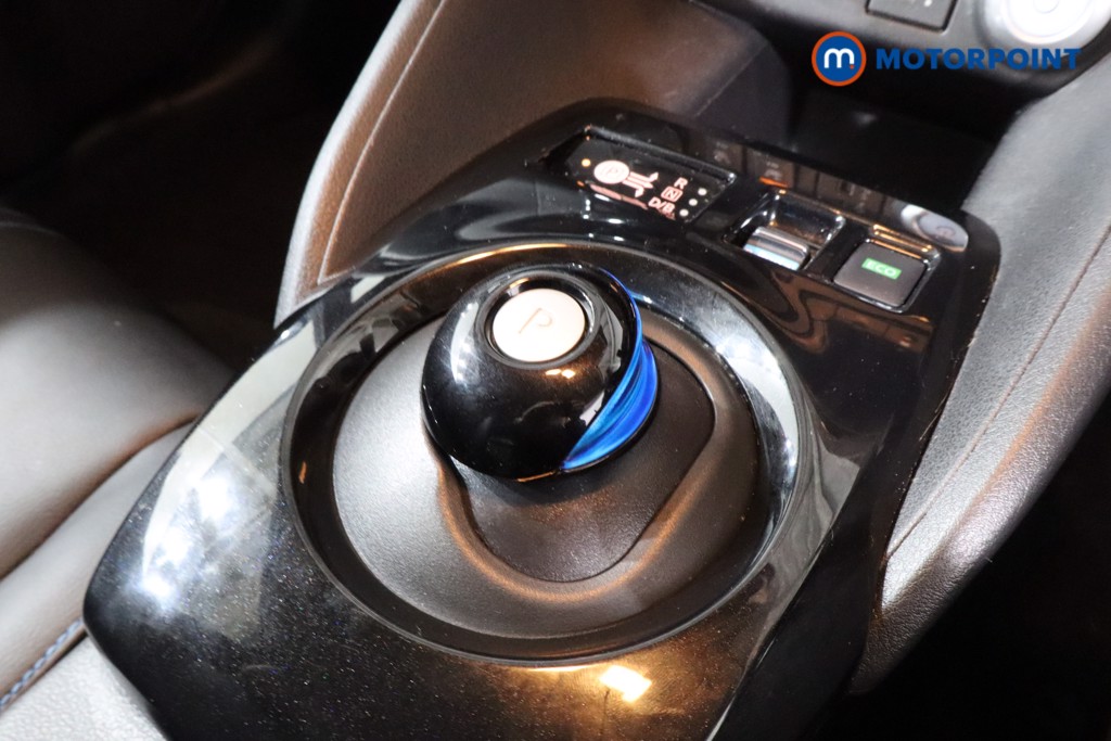 Nissan Leaf N-Connecta Automatic Electric Hatchback - Stock Number (1547222) - 15th supplementary image