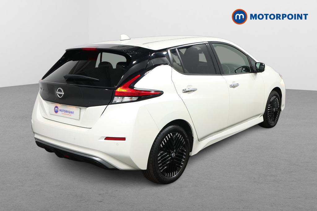 Nissan Leaf N-Connecta Automatic Electric Hatchback - Stock Number (1547222) - Drivers side rear corner