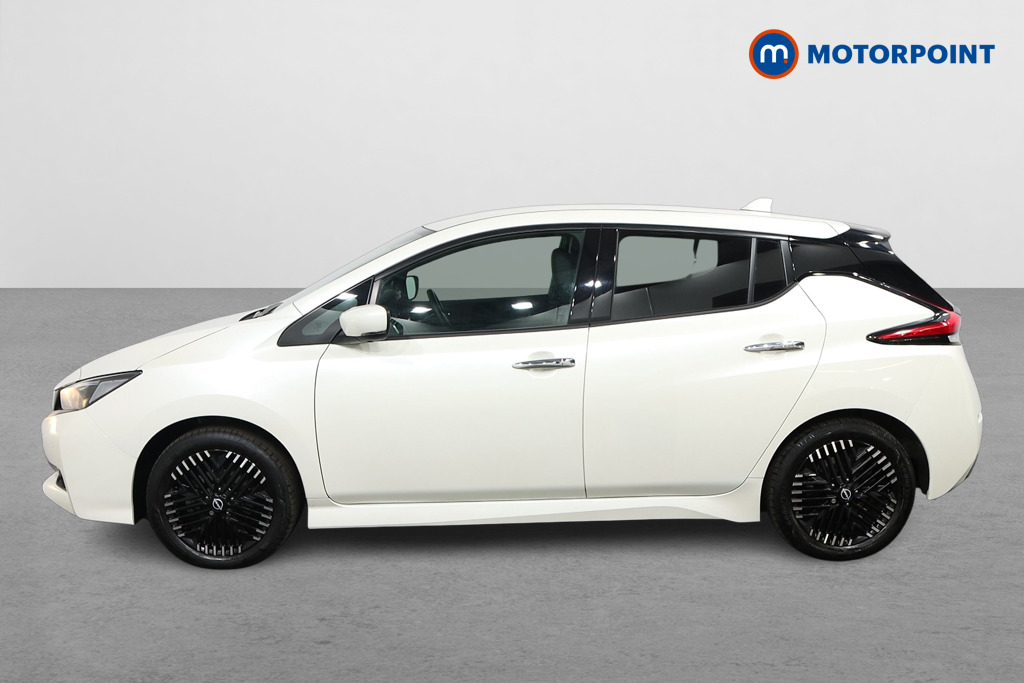 Nissan Leaf N-Connecta Automatic Electric Hatchback - Stock Number (1547222) - Passenger side