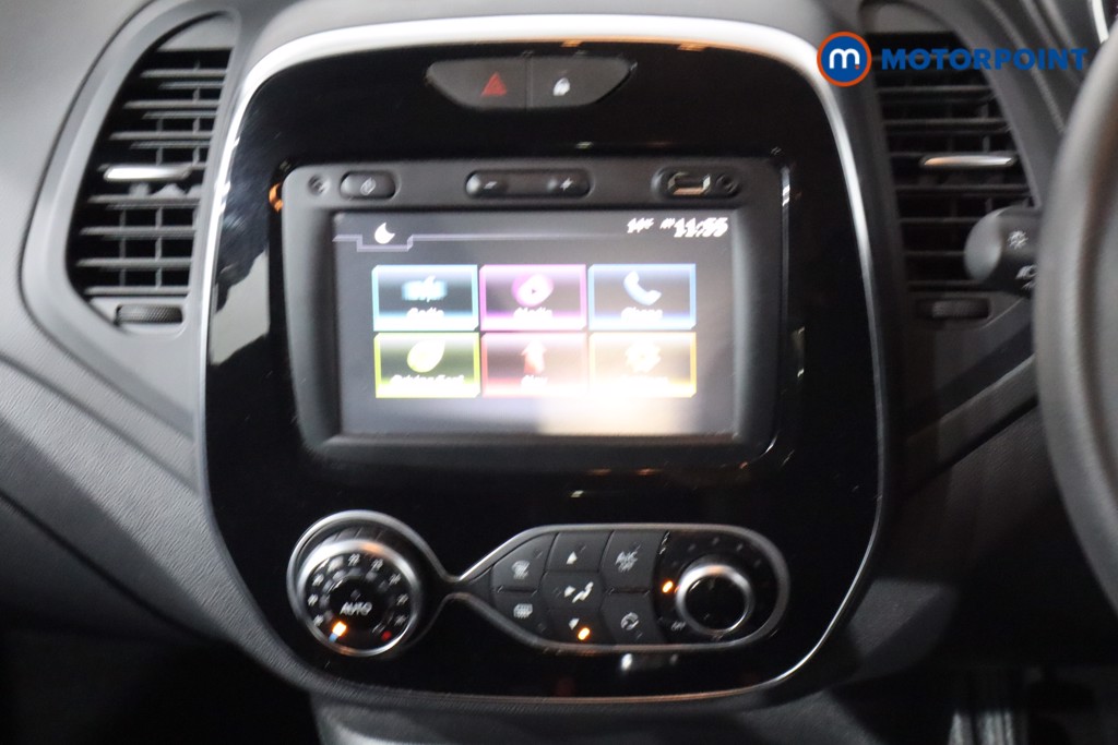 Renault Captur Dynamique Nav Manual Petrol SUV - Stock Number (1547893) - 2nd supplementary image