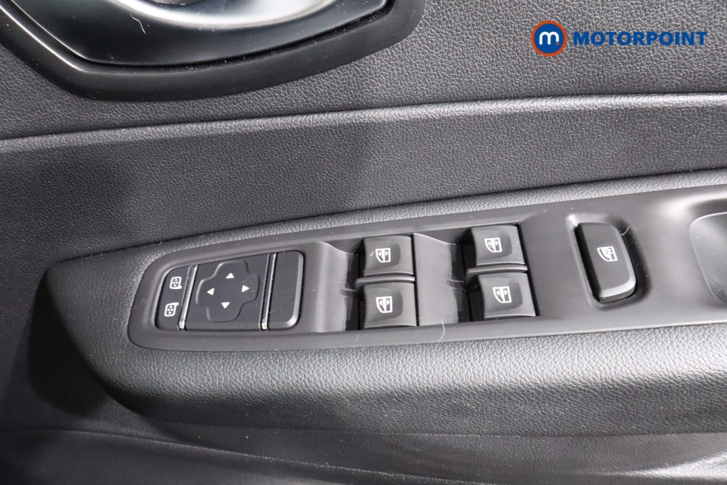 Renault Captur Dynamique Nav Manual Petrol SUV - Stock Number (1547893) - 21st supplementary image