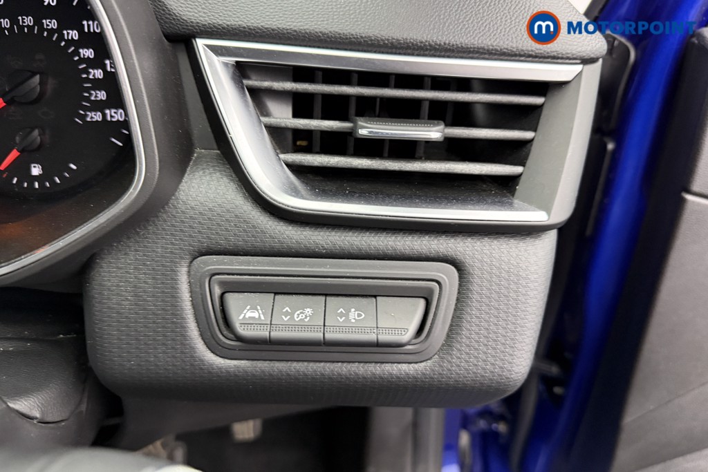 Renault Clio Iconic Manual Petrol Hatchback - Stock Number (1548024) - 14th supplementary image