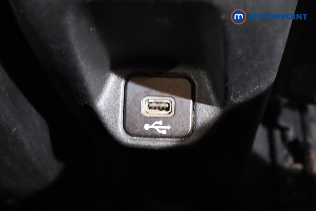 Jeep Renegade Night Eagle Ii Manual Petrol SUV - Stock Number (1519666) - 13th supplementary image
