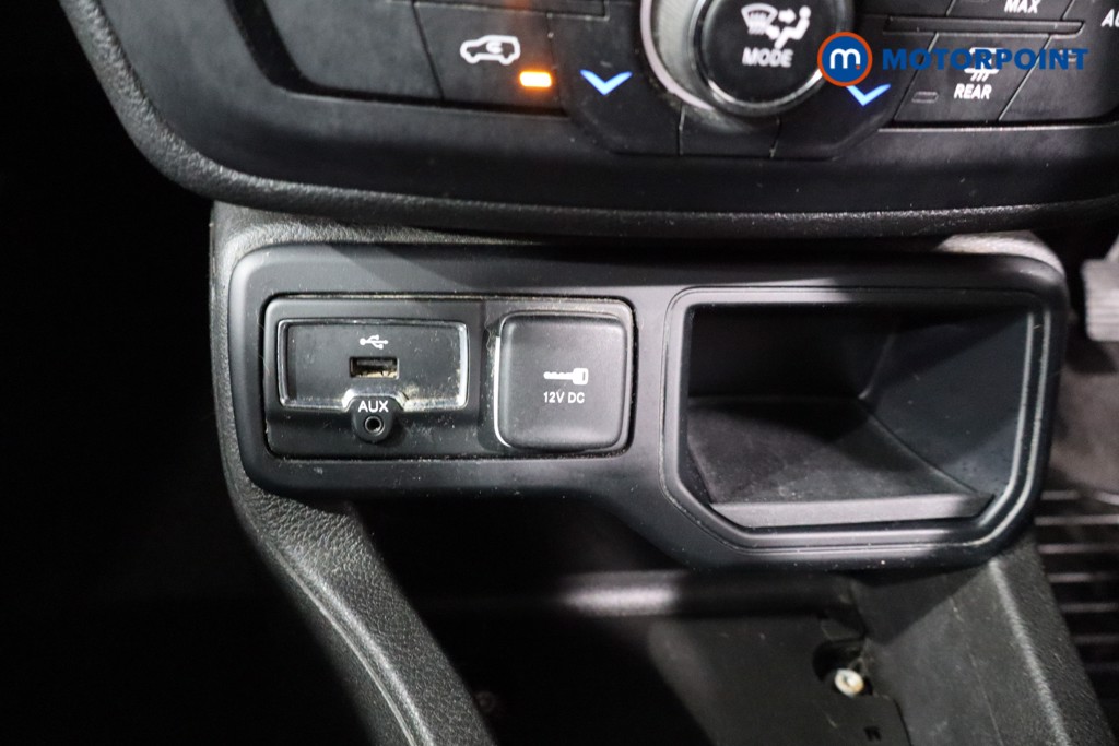 Jeep Renegade Night Eagle Ii Manual Petrol SUV - Stock Number (1519666) - 17th supplementary image