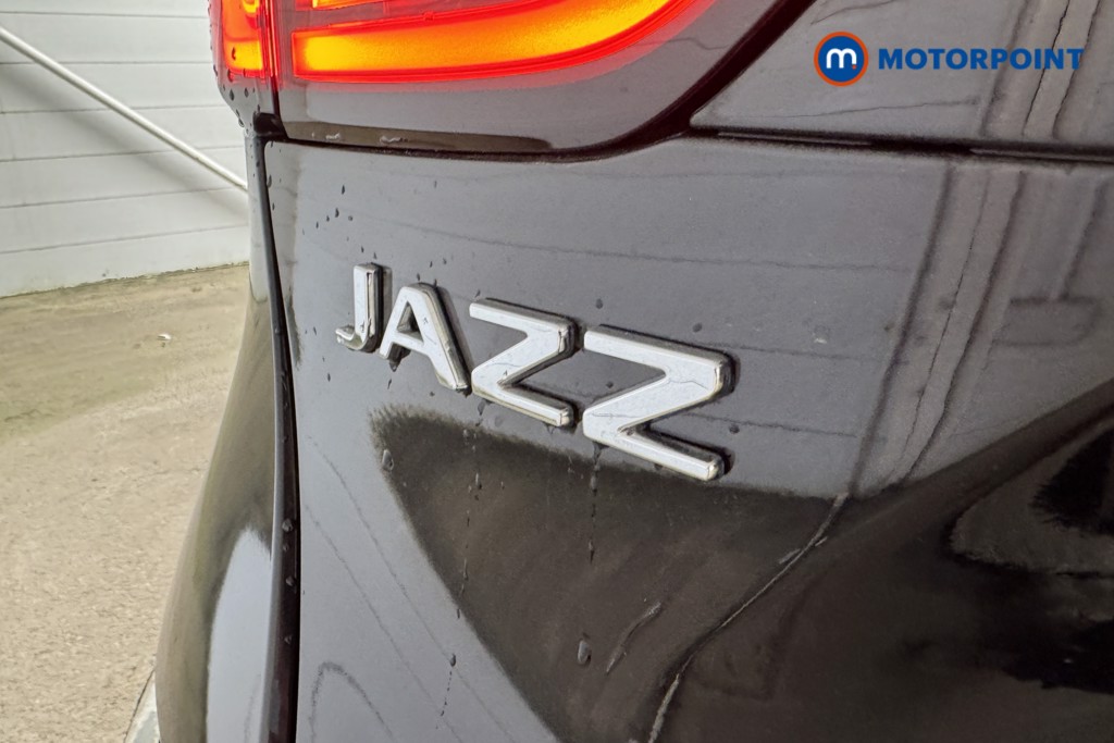 Honda Jazz SR Automatic Petrol-Electric Hybrid Hatchback - Stock Number (1527814) - 17th supplementary image
