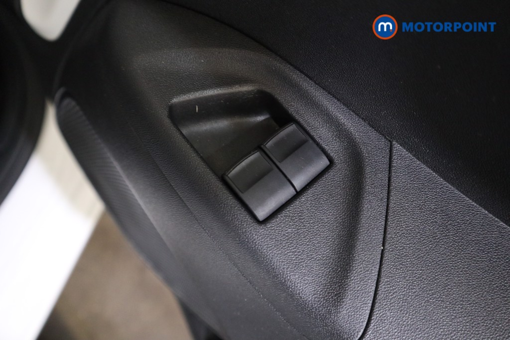Toyota Aygo X-Play Manual Petrol Hatchback - Stock Number (1532268) - 9th supplementary image