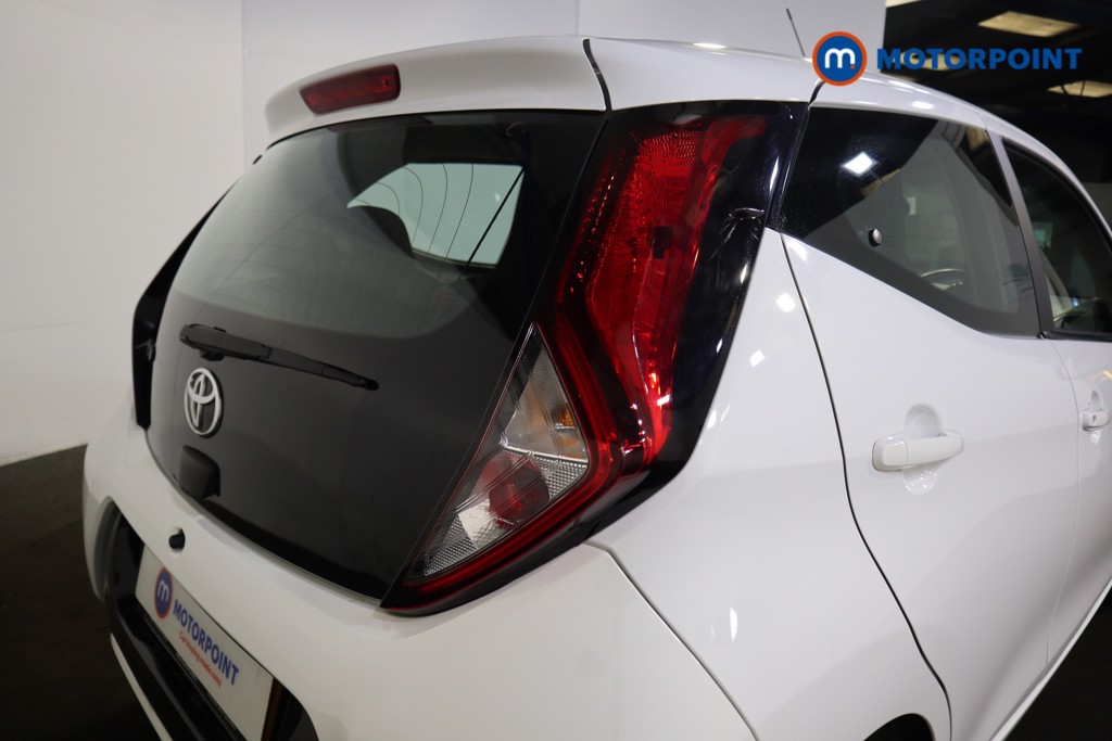 Toyota Aygo X-Play Manual Petrol Hatchback - Stock Number (1532268) - 19th supplementary image