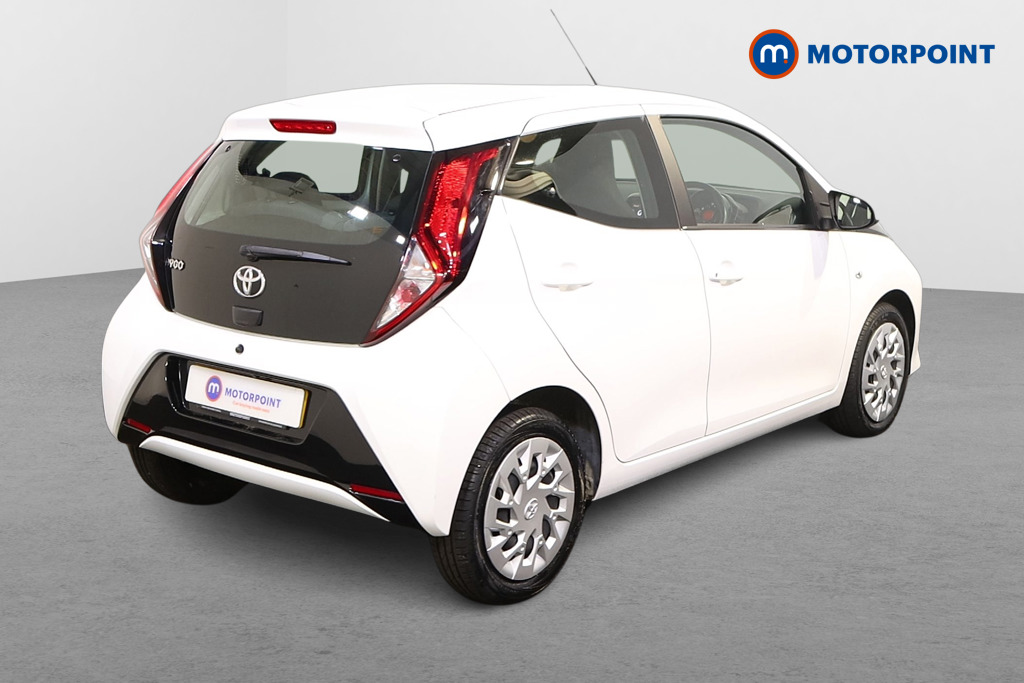 Toyota Aygo X-Play Manual Petrol Hatchback - Stock Number (1532268) - Drivers side rear corner