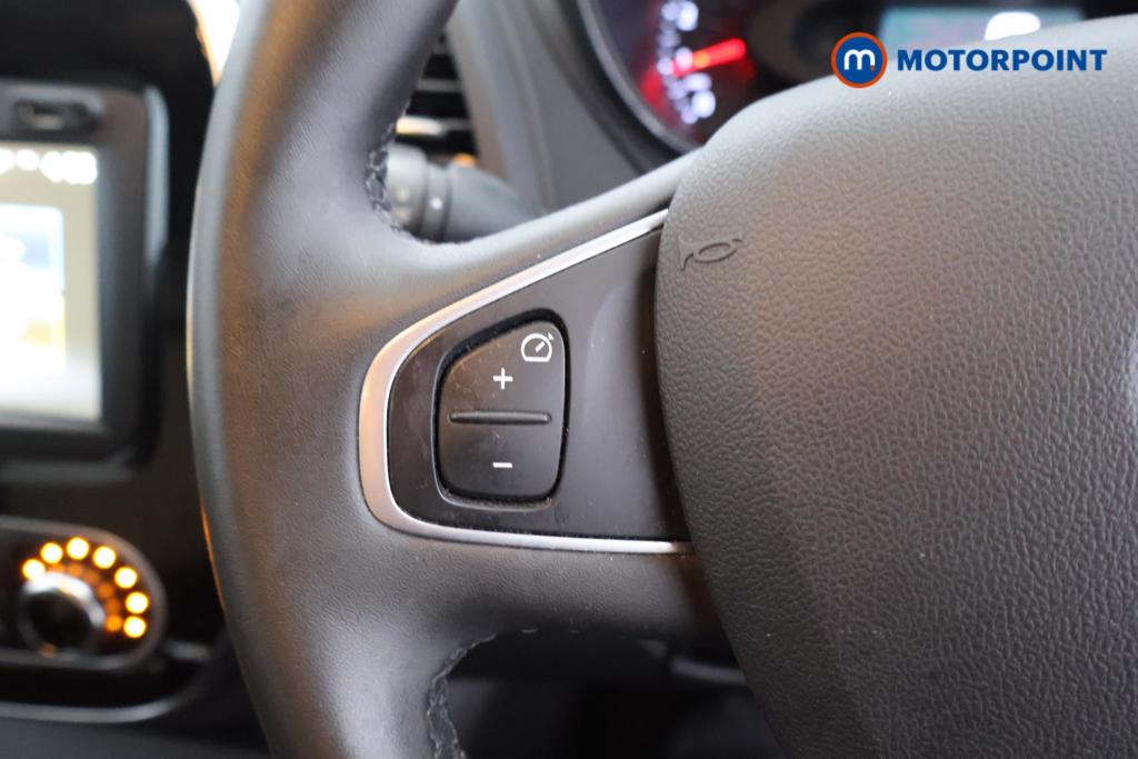 Renault Captur Iconic Manual Diesel SUV - Stock Number (1533293) - 2nd supplementary image