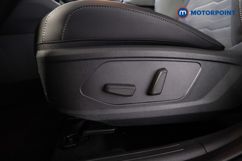 KIA Sportage 3 Automatic Petrol-Electric Hybrid SUV - Stock Number (1534404) - 12th supplementary image