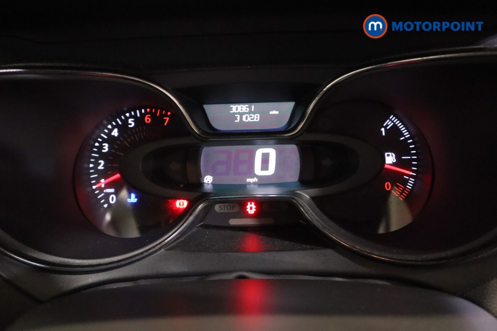 Renault Captur Play Manual Petrol SUV - Stock Number (1535419) - 4th supplementary image