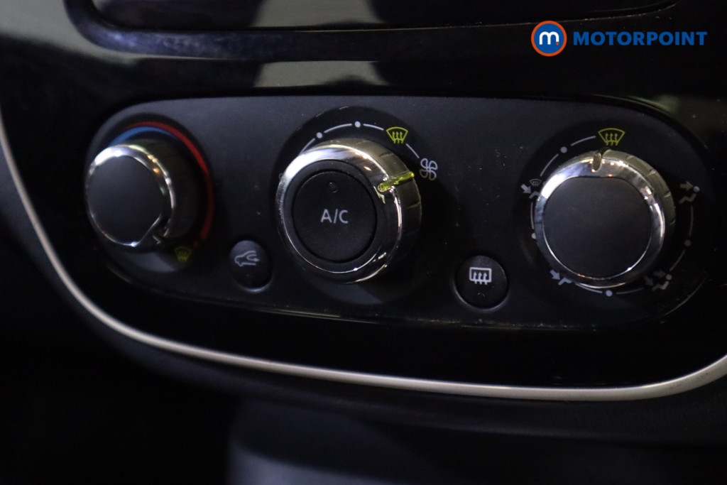 Renault Captur Play Manual Petrol SUV - Stock Number (1535419) - 16th supplementary image